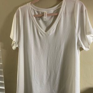 Lularoe Christy T-Solid White NWOT-Large